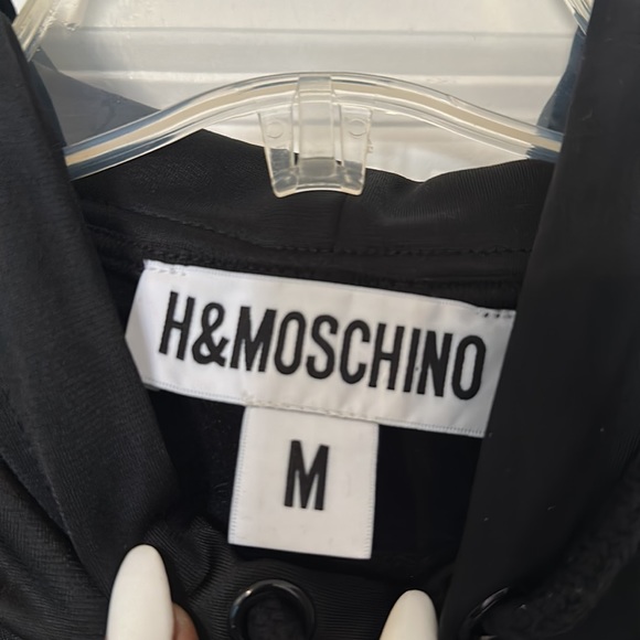 Moschino X H&M hoodie - Picture 4 of 9